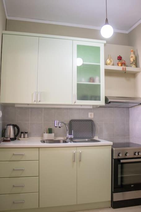 Center Proluxe Apartment Александроуполис Экстерьер фото